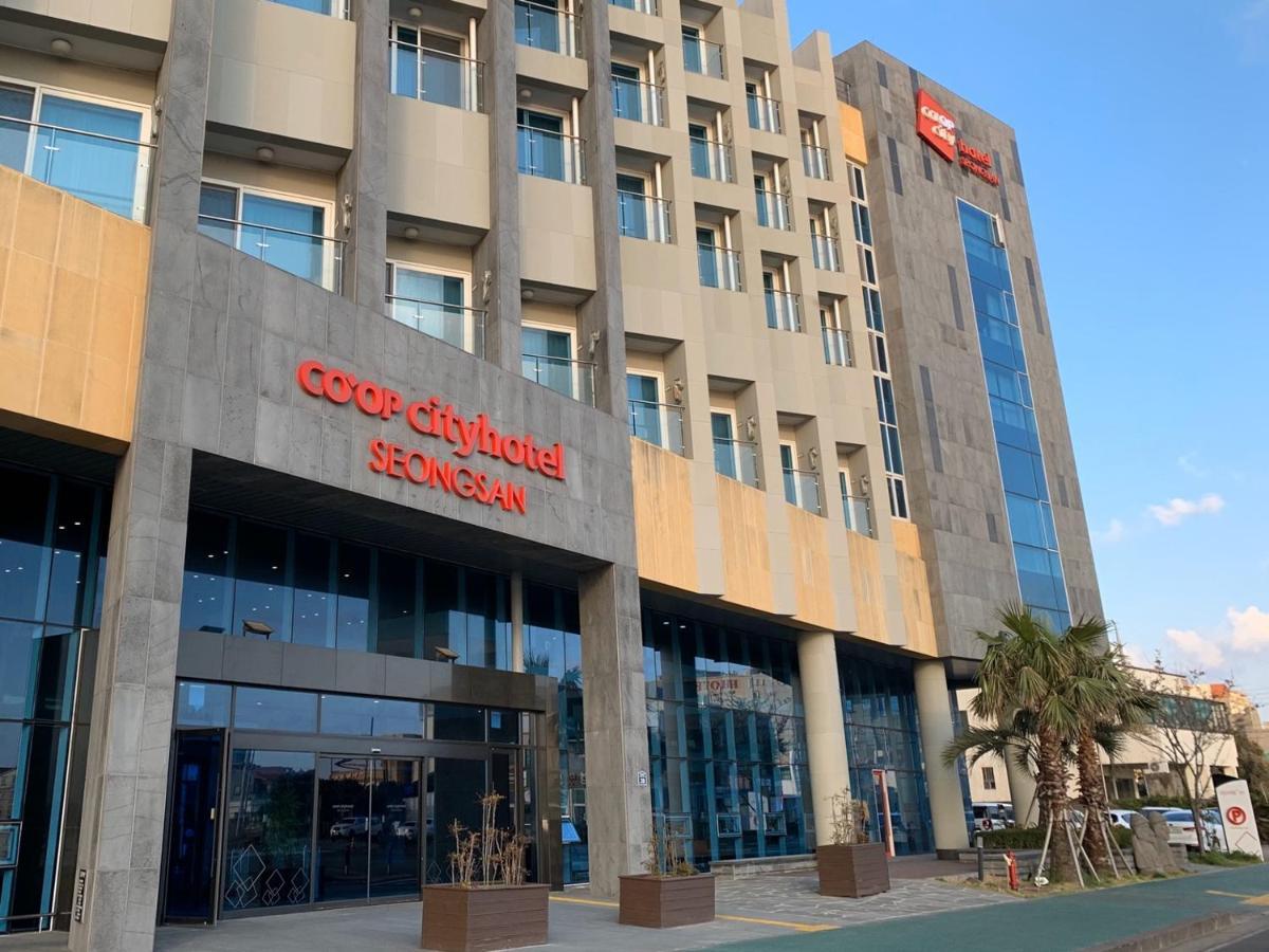 Co-op Seongsan Hotel